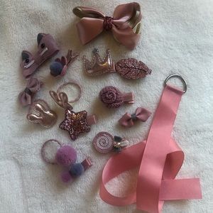 Girl’s Adorable hair clip bow set
